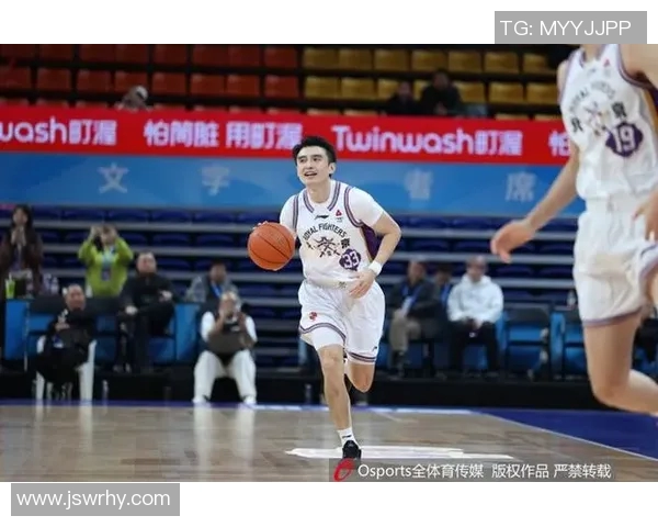 罗汉琛15分5助攻2抢断率队突围