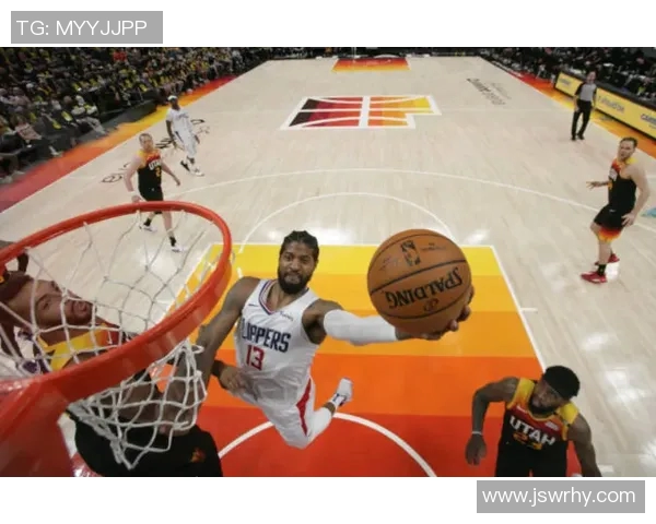 米切尔：整个更衣室充满信念，即使投不进球也能找到解决办法